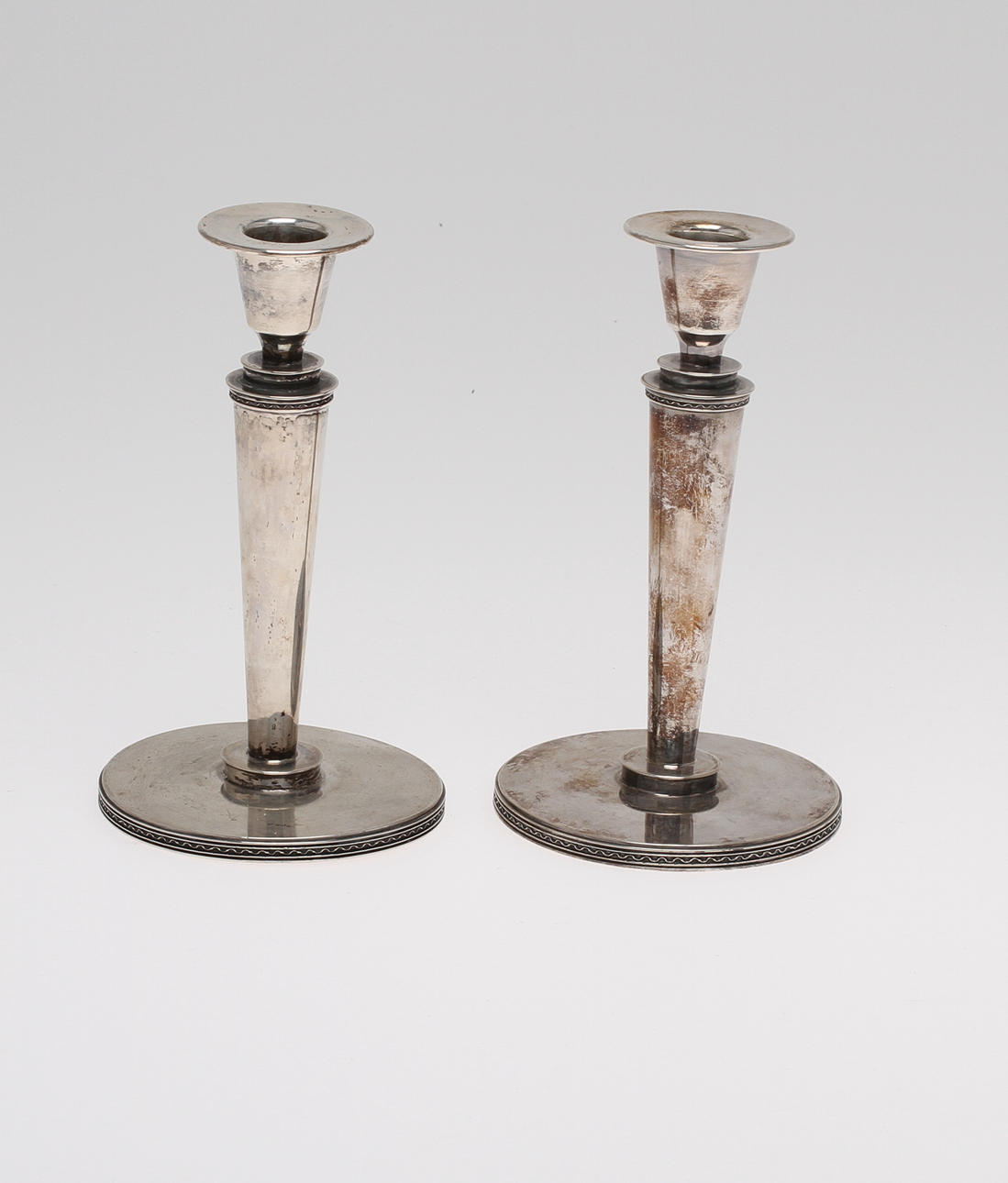 LJUSSTAKAR, 1 par, silver, Eric Råström, Stockholm 1944. Vikt 402g.