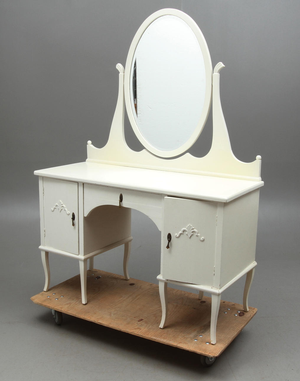 TOALETTBORD, 1900-talets först hälft.