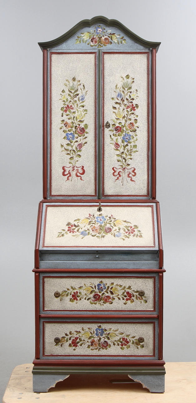 SKRIVSKÅP, 1900-talets andra hälft.