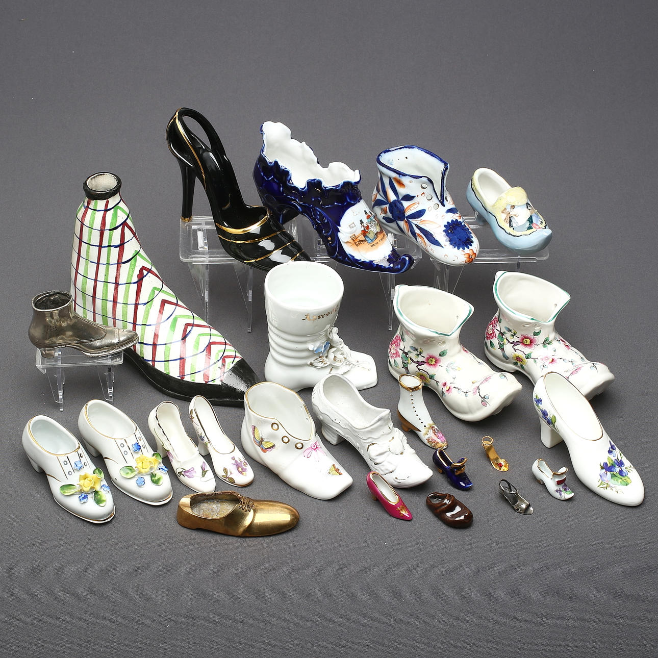 COLLECTION OF SHOES, 24 pcs, mostly porcelain, including Herend.