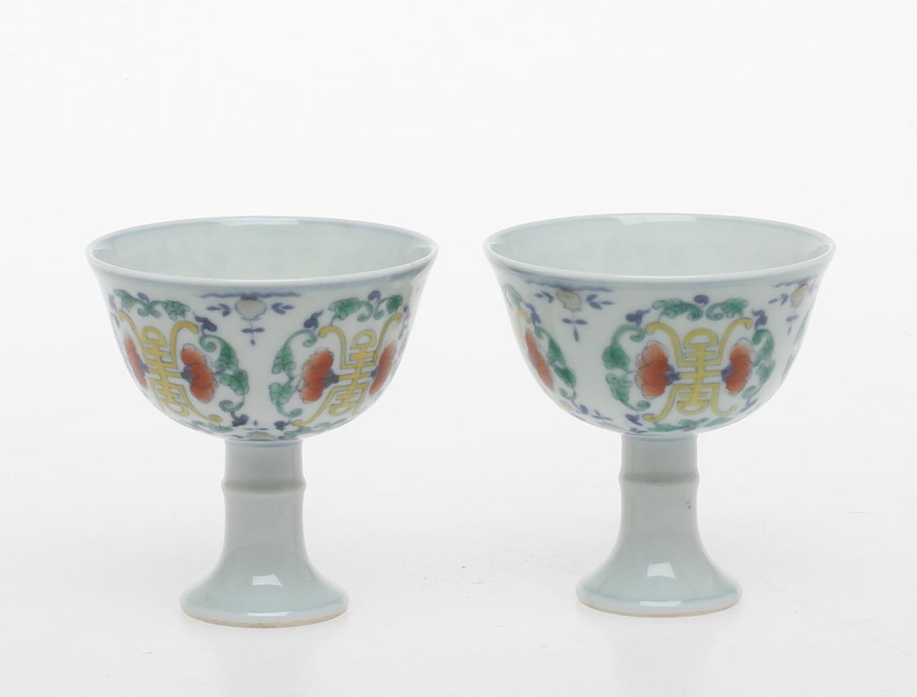 VINSKÅLAR, 1 par, porslin, Kina.