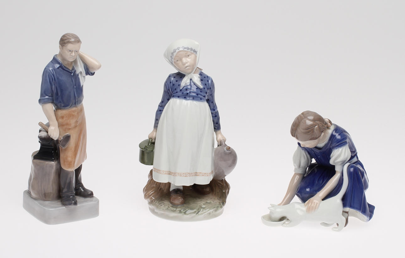 FIGURINER, 3 st, porslin. Royal Copenhagen samt Bing & Gröndahl.