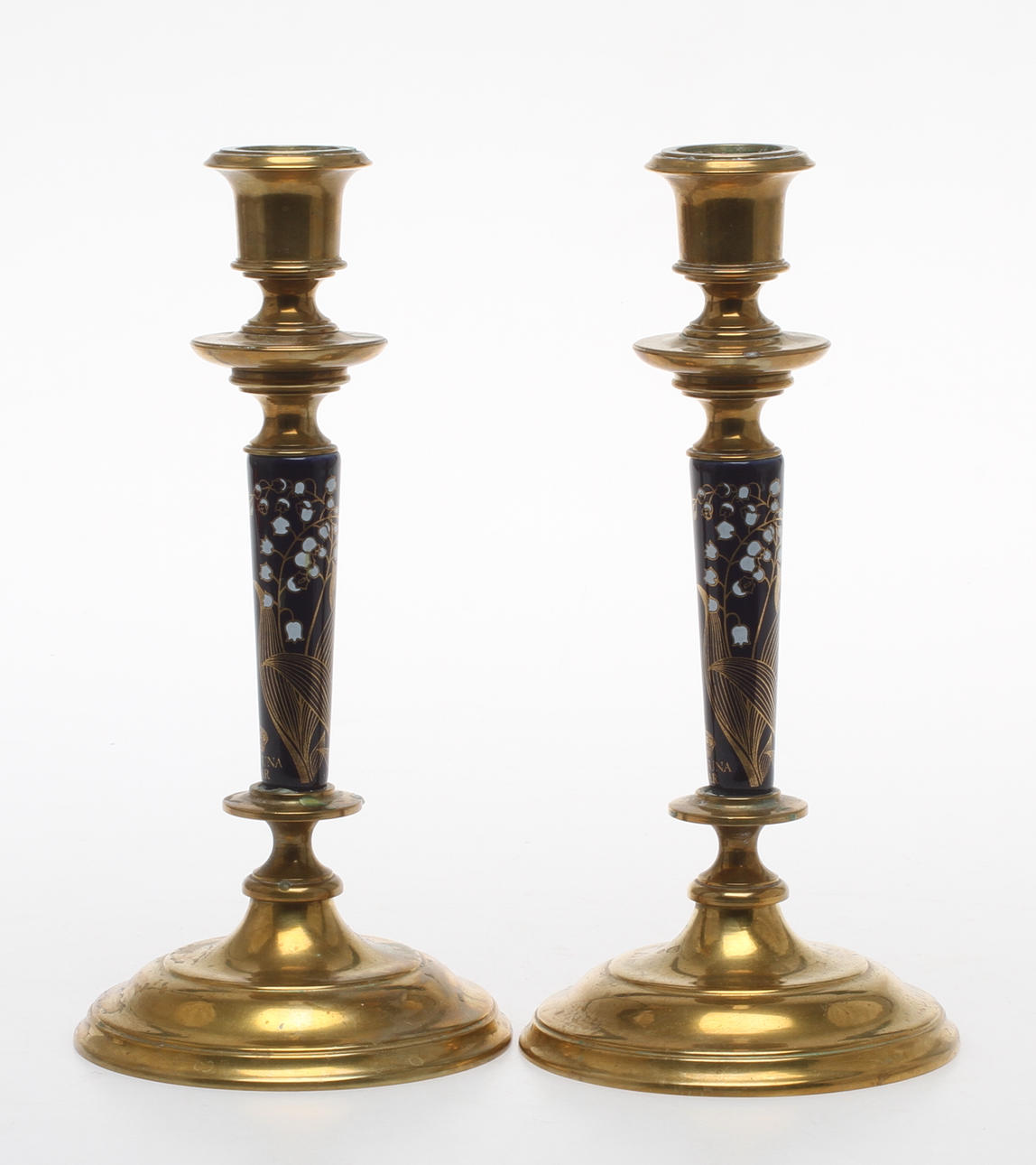 LJUSSTAKAR, 1 par, mässing/porslin, Nr G10, Skultuna.