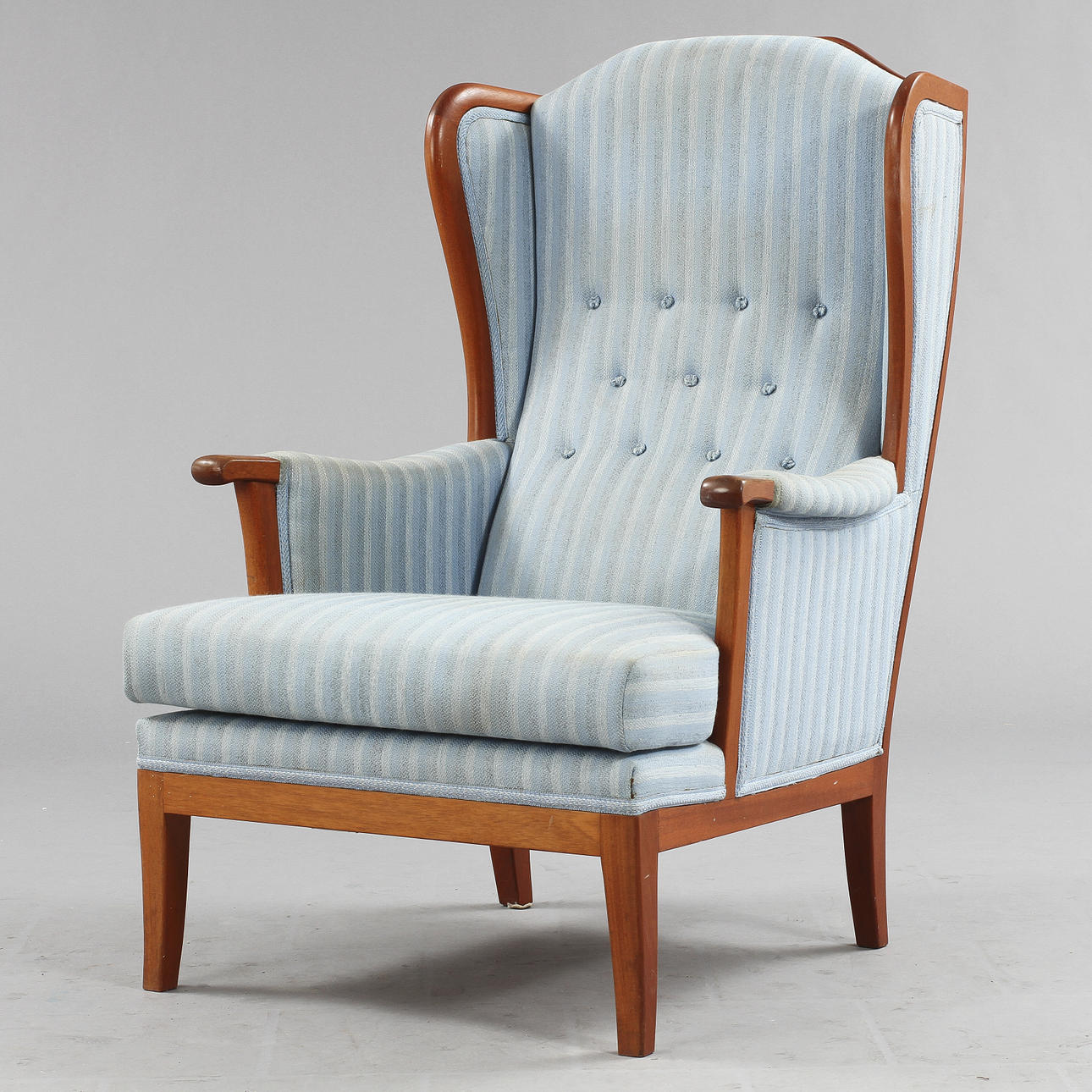 CARL MALMSTEN. Fåtölj, "Husfadern".