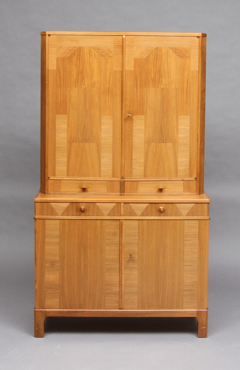 SKÅP, design Carl Malmsten.