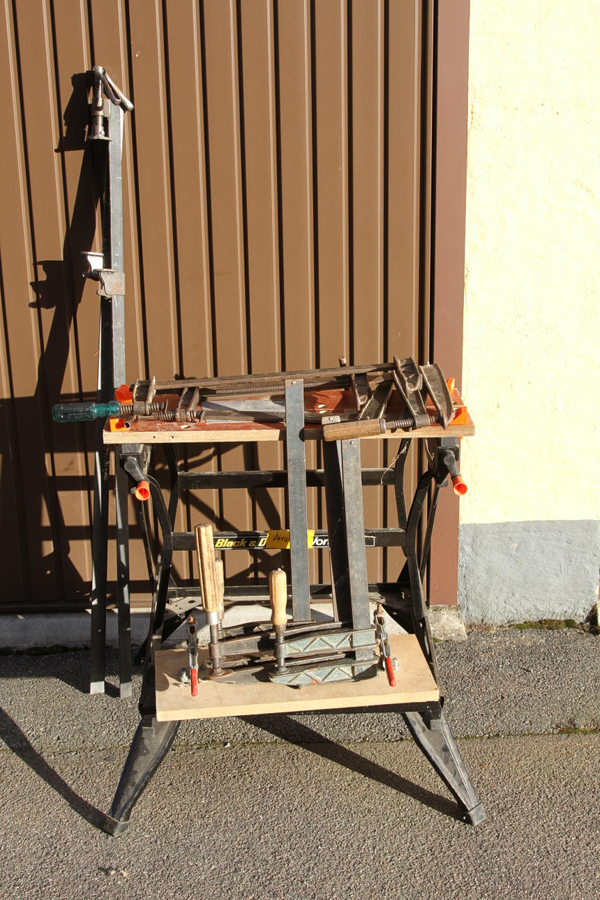 Arbetsbänk,limtvingar och knektar.
