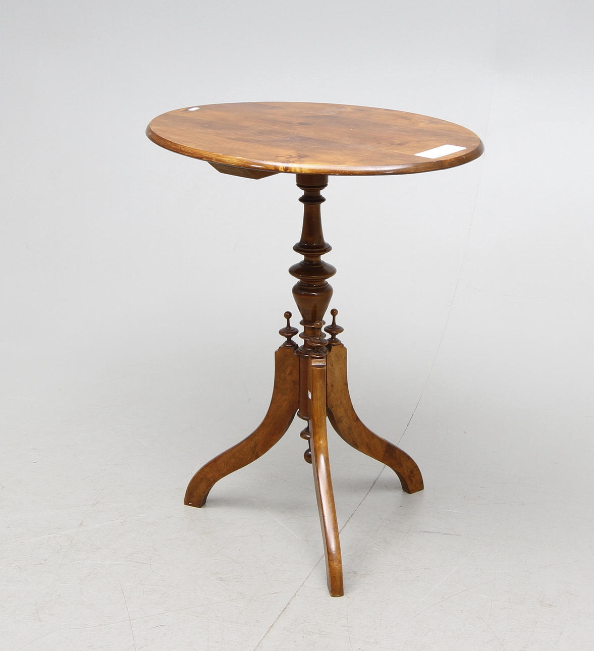 PELARBORD, nyrenässans, sent 1800-tal.