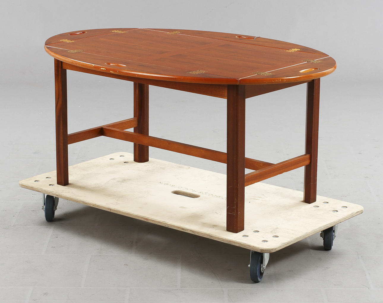 BUTLERS TRAY, 1900-tal.