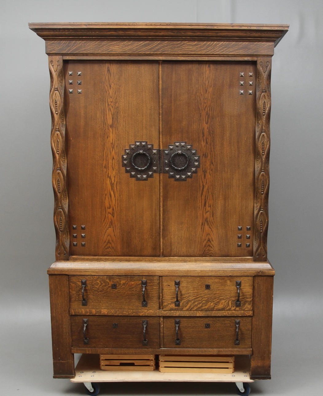 MATSALSSKÅP, jugend, 1900-tal.