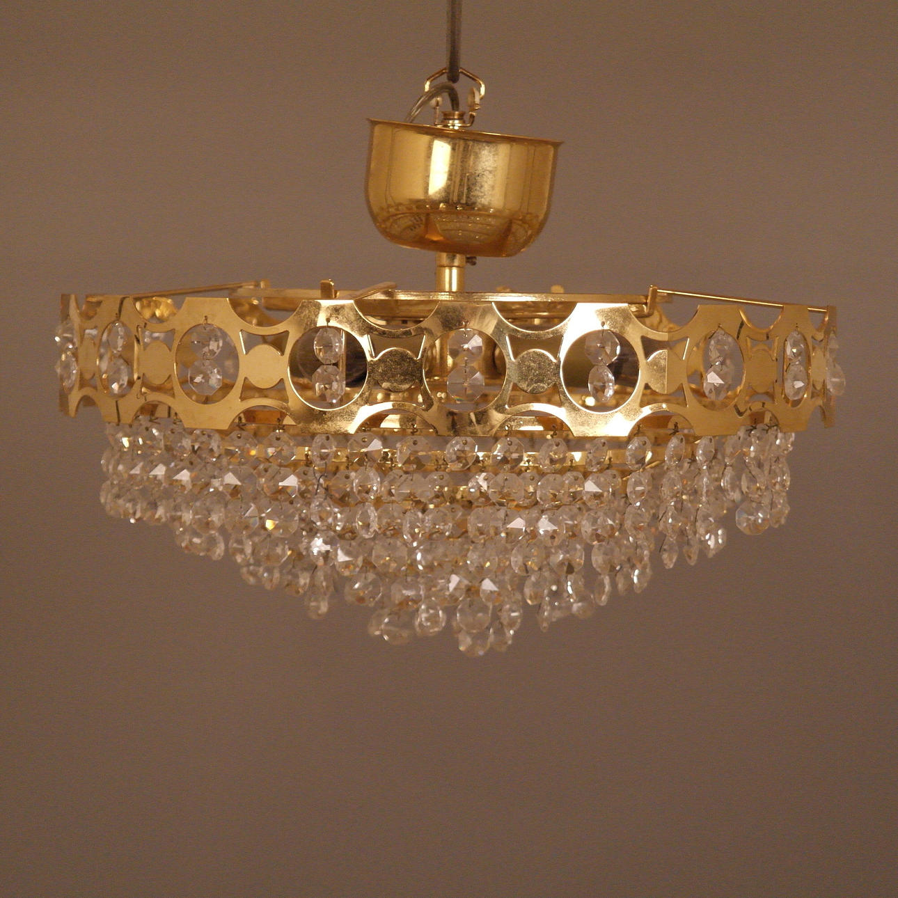 KRISTALLPLAFOND, mässing, 1900-tal.