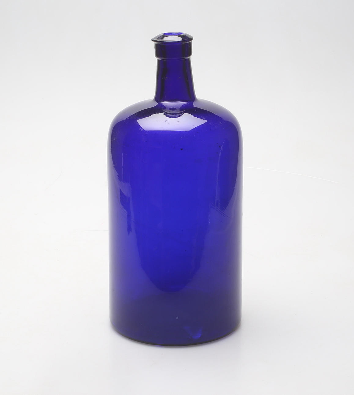 FLASKA, blå glasmassa, 1900-tal.