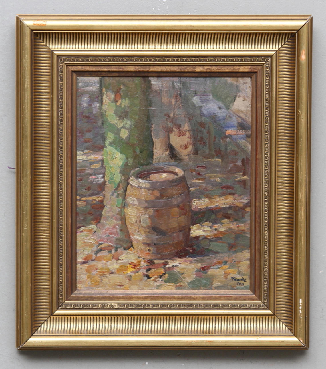 IVAR KAMKE. Tunna vid träd.