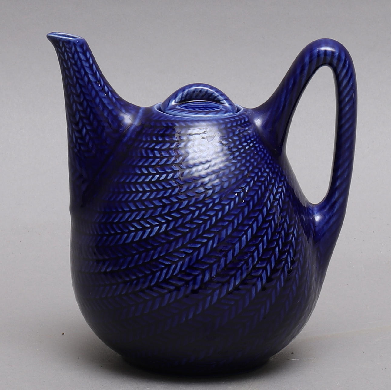 TEKANDE, keramik, "Blå ild", Hertha Bengtsson, Rörstrand.