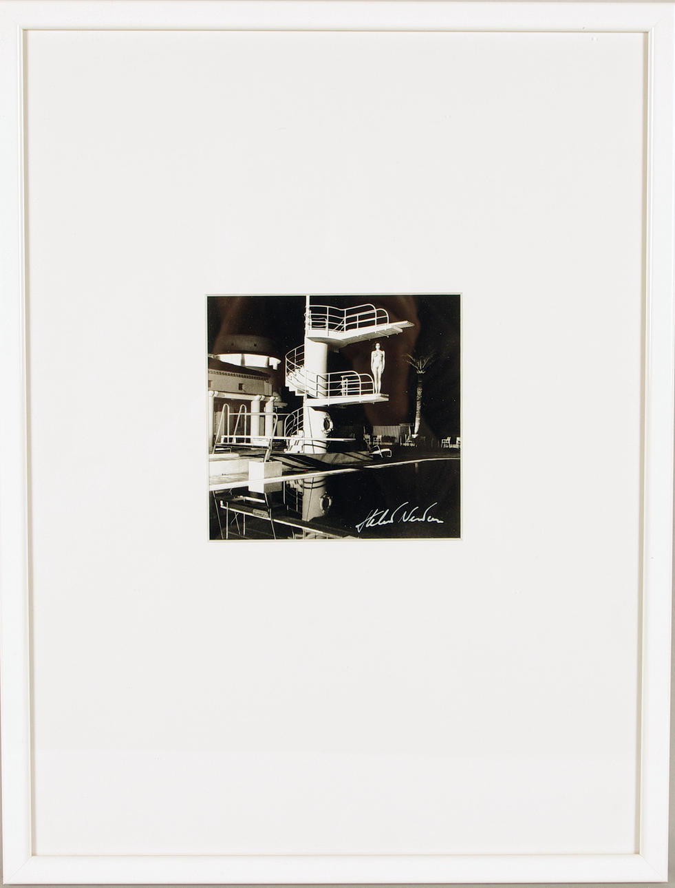 HELMUT NEWTON. Simhopperska, signerat tryck.