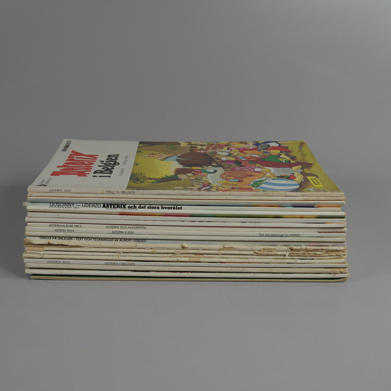ASTERIX ALBUM, 18 stycken, figurer.
