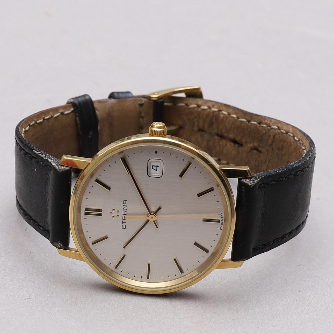 HERRARMBANDSUR, Eterna, 18 K guld, 31 mm.