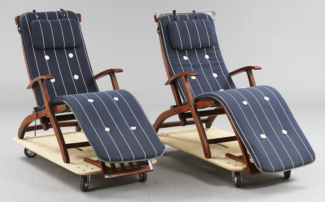 DÄCKSTOLAR, 2 st, "Loddy" Stockamöllan.