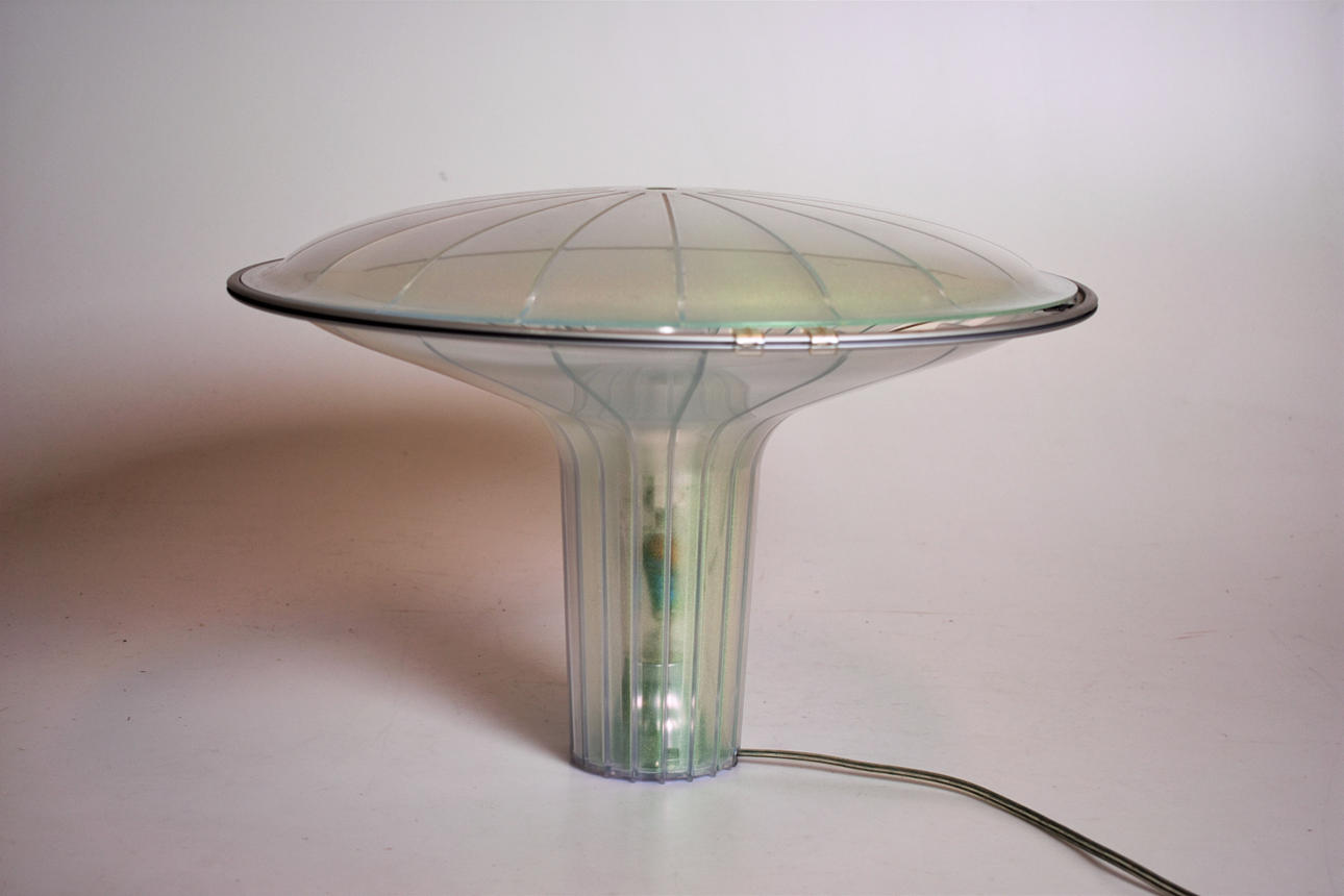 LÁMPARA DE MESA "Agaricon" Luceplan, diseño Ross Lovegrove 1991.