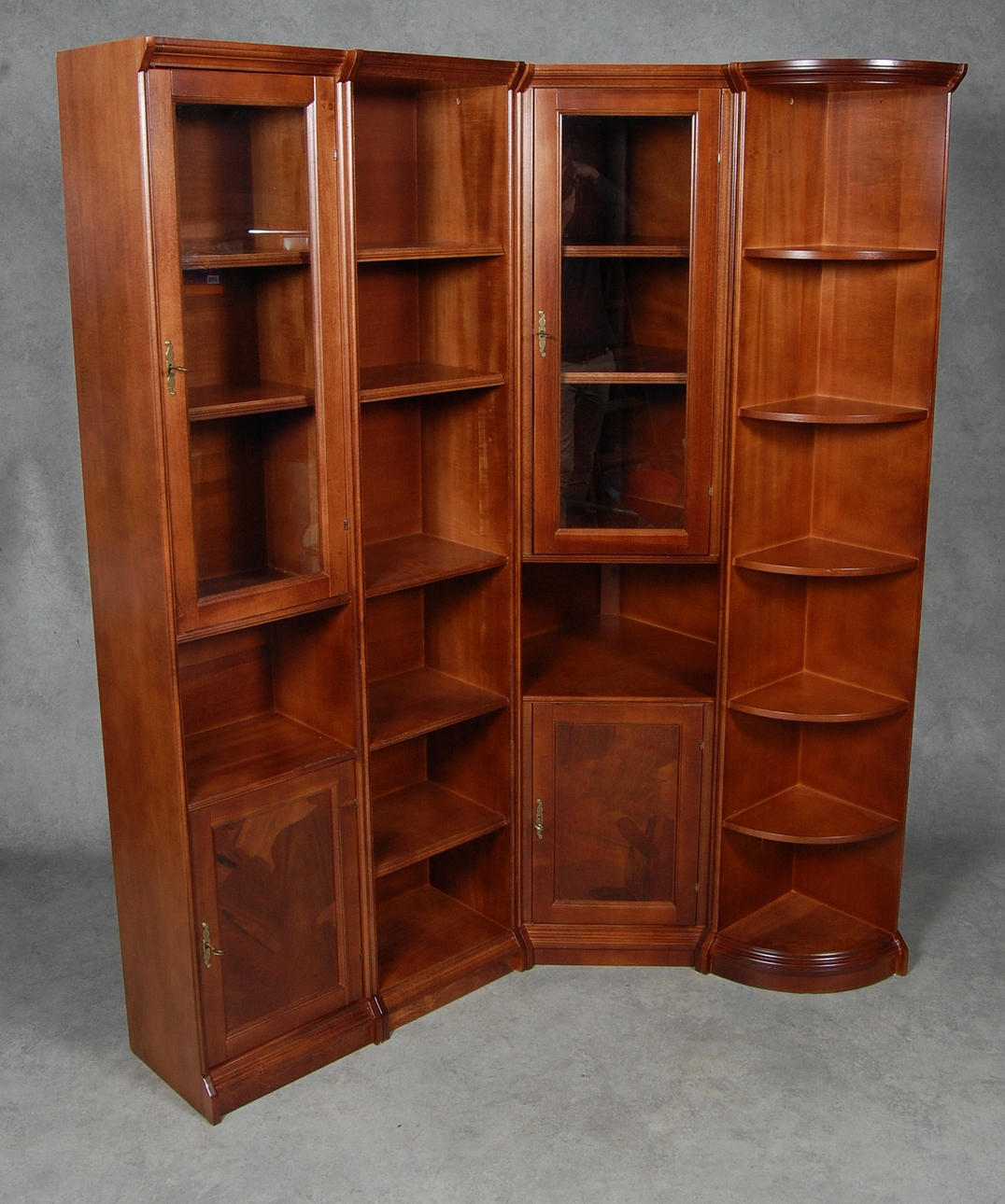 BIBLIOTEK INTERIØR, 4 dele, ny stand.