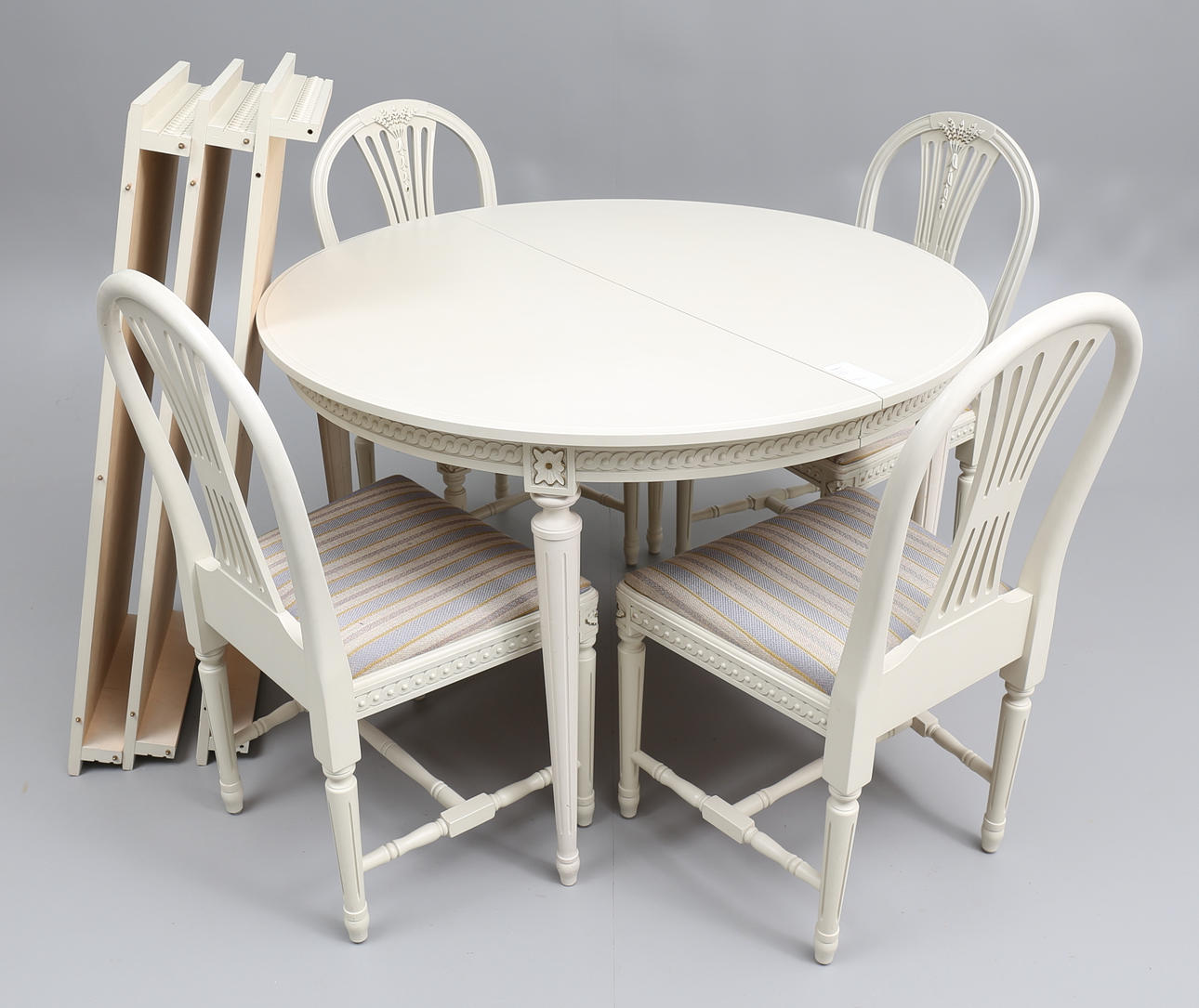 MATSALSMÖBEL, 5 delar, gustaviansk stil, 1900-talets andra hälft.