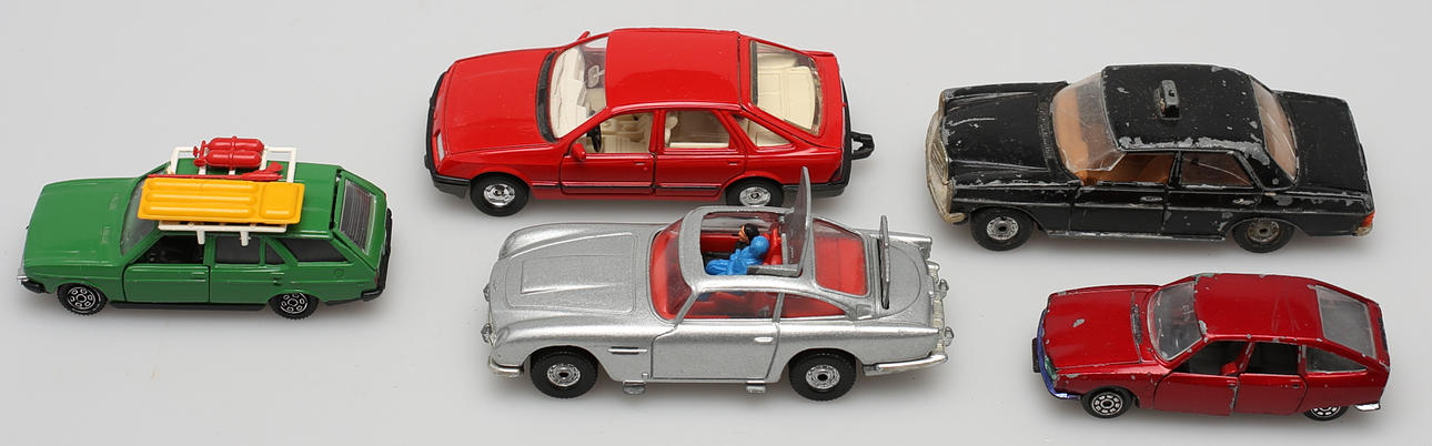 PARTI LEKSAKSBILAR (5). Bl a Corgi etc.