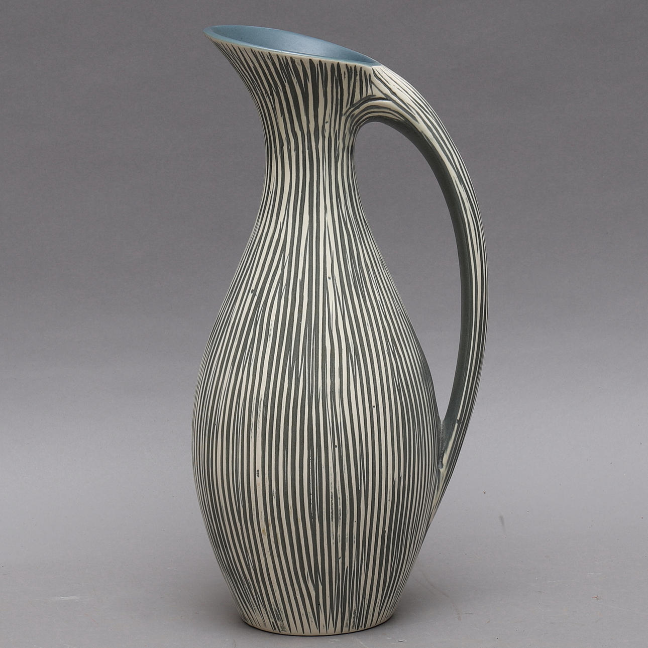 HÄNKELVASE, Mørkøv keramik, Danmark.