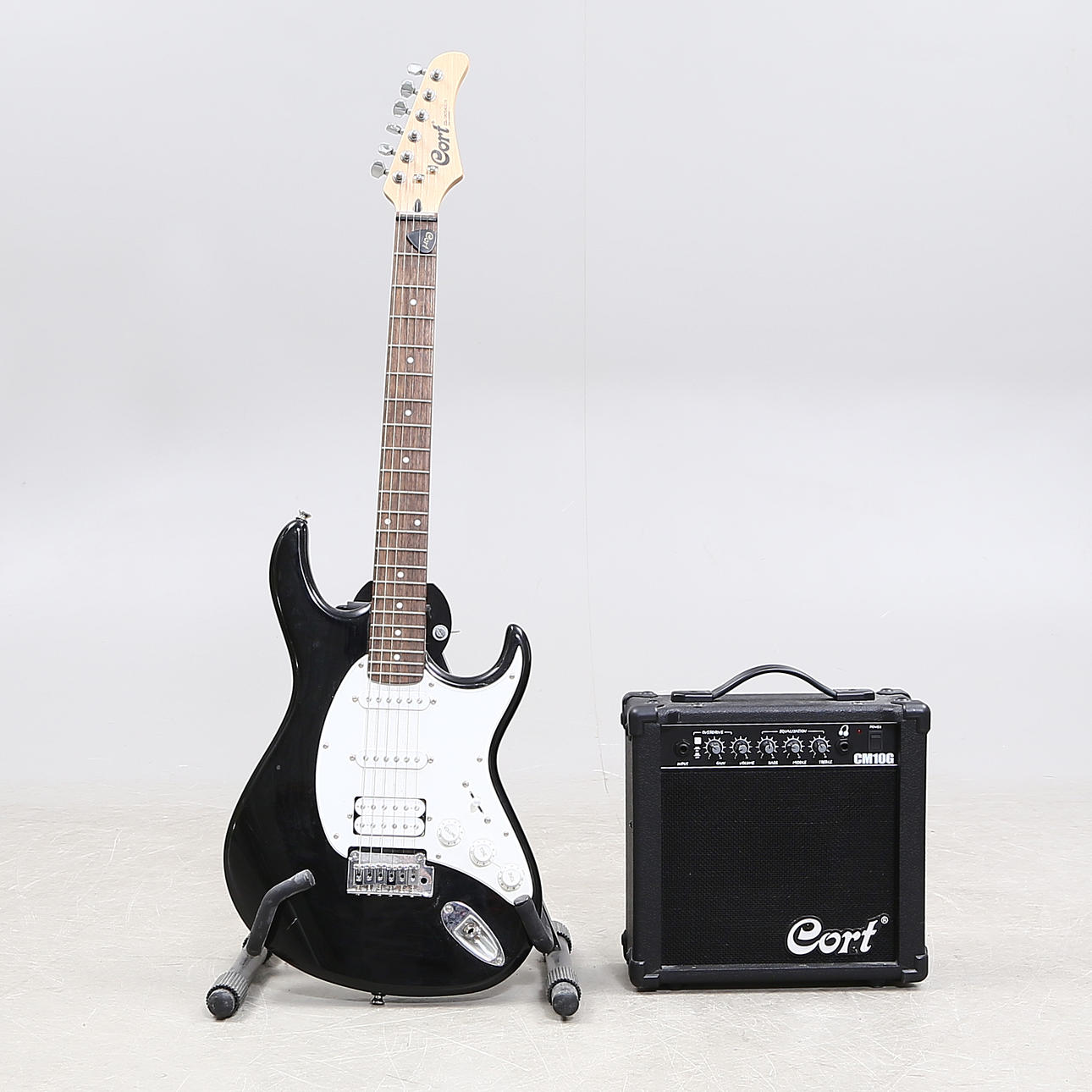 ELGITARR med förstärkare, Cort.