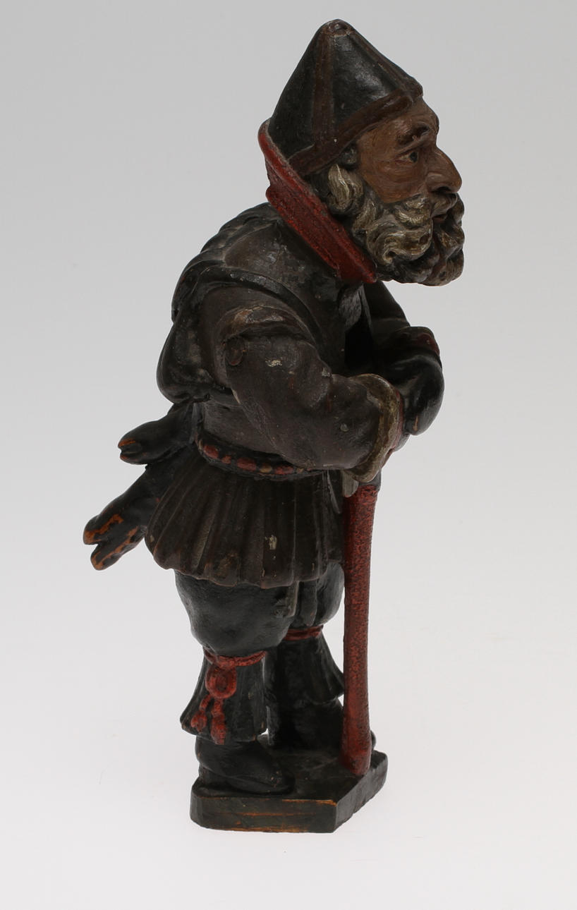 NÖTKNÄPPARE i form av tomte. Tyskland.