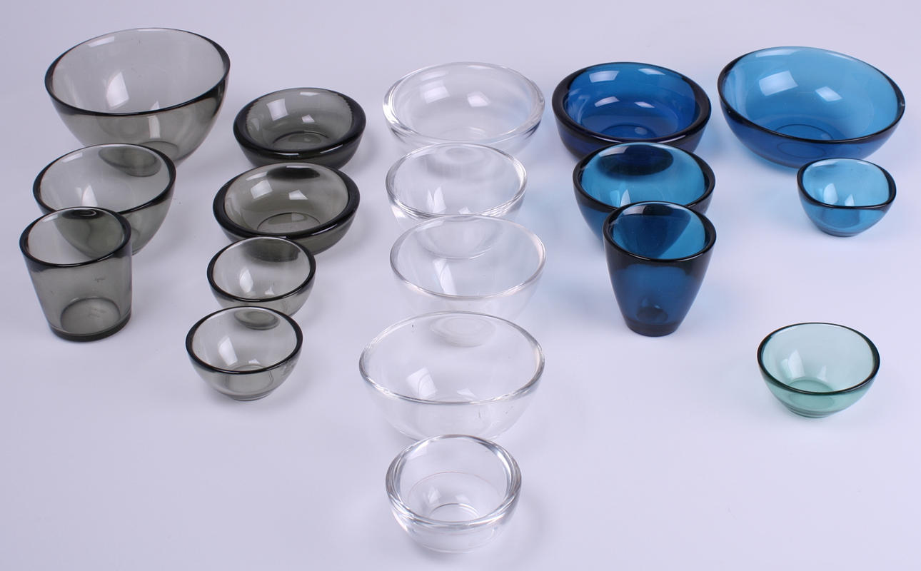 SVEN PALMQVIST. skålar, 18 delar, glas, "Fuga", Sven Palmqvist, Orrefors.