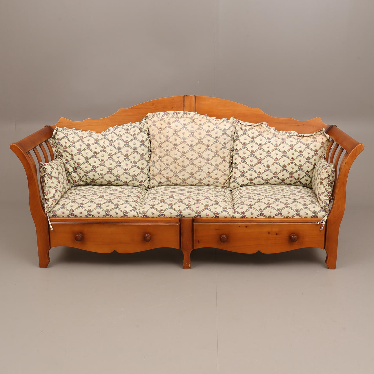 SOFA, Grange, France.
