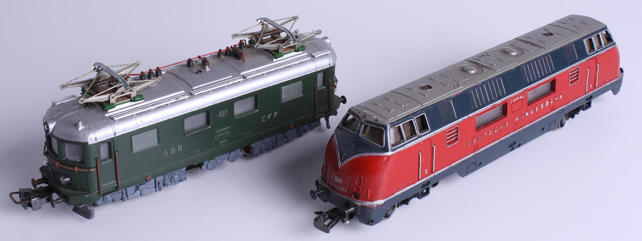 MODELLTÅG LOK, 2 st, Märklin, RET800 och nr 3021.