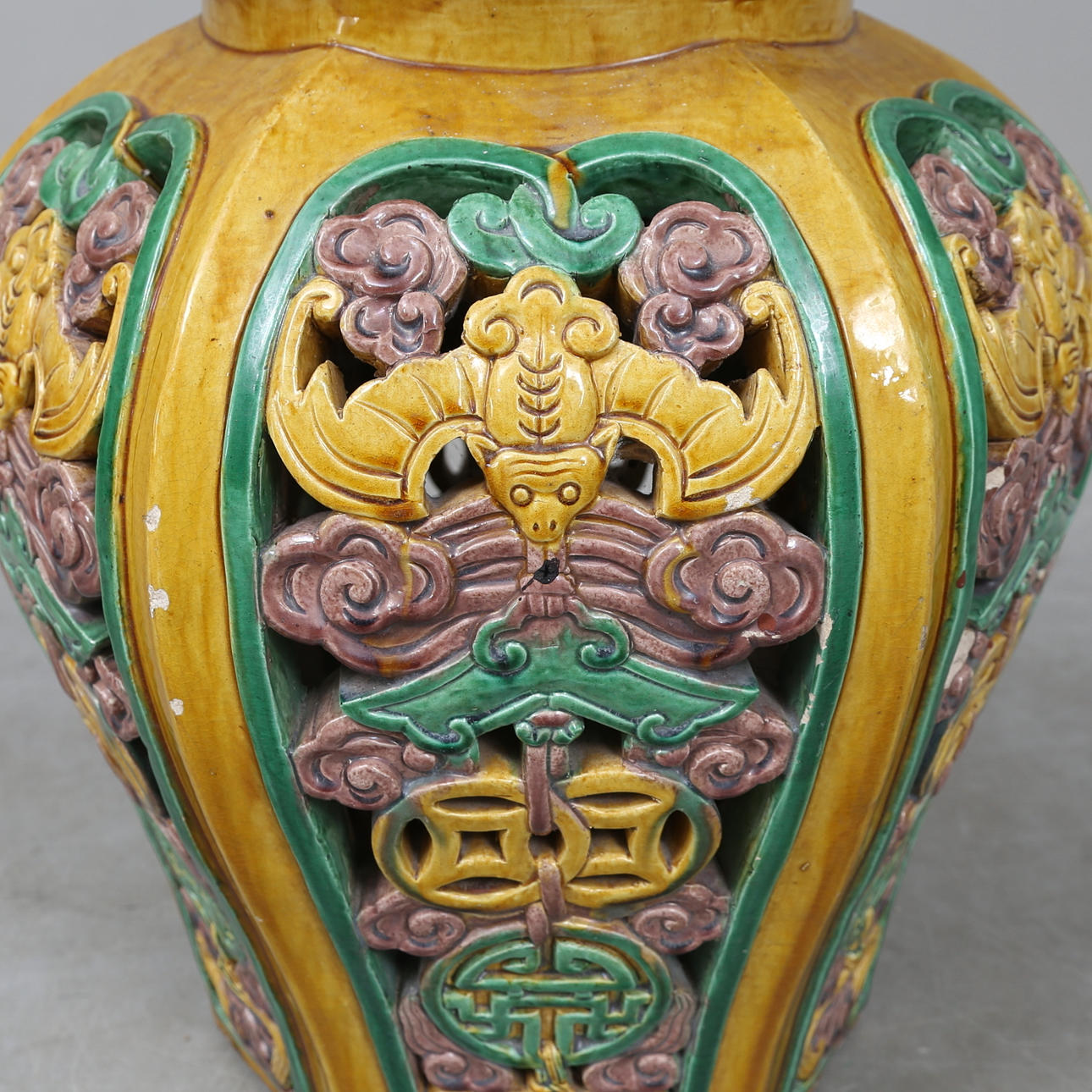 GARDEN Hocker, Keramik, China.
