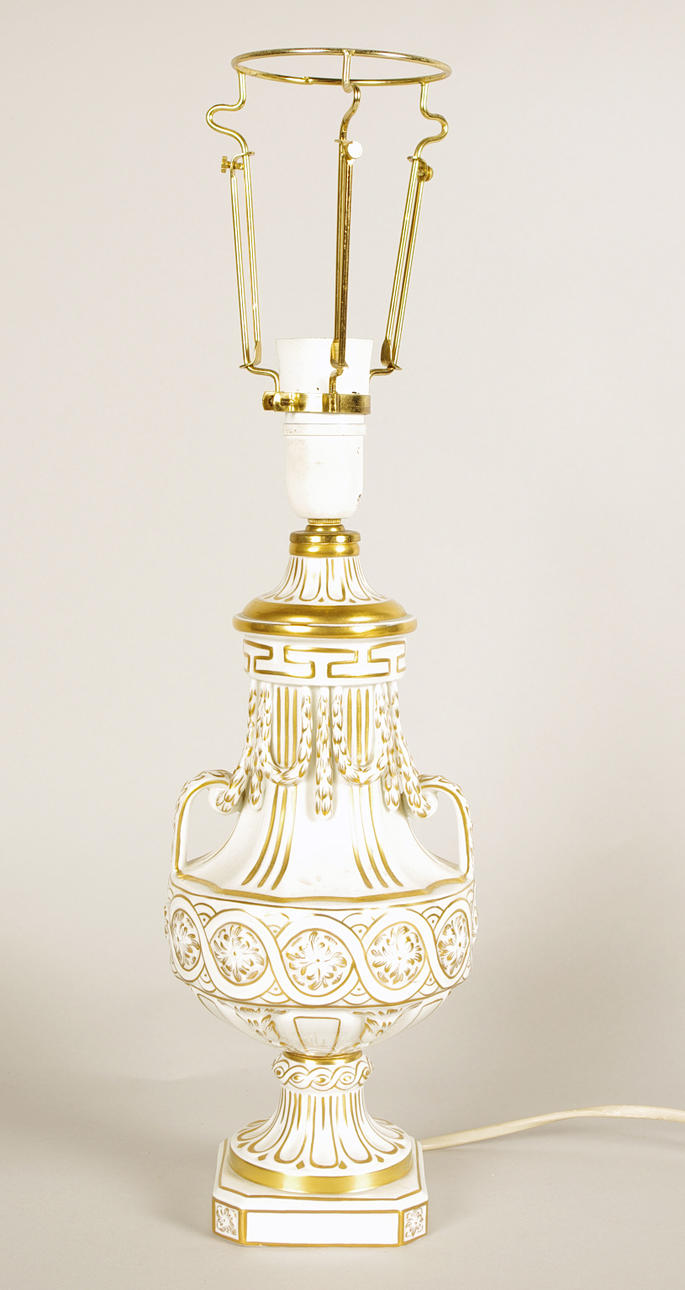 BORDSLAMPA, porslin, Dresden, gustaviansk stil.