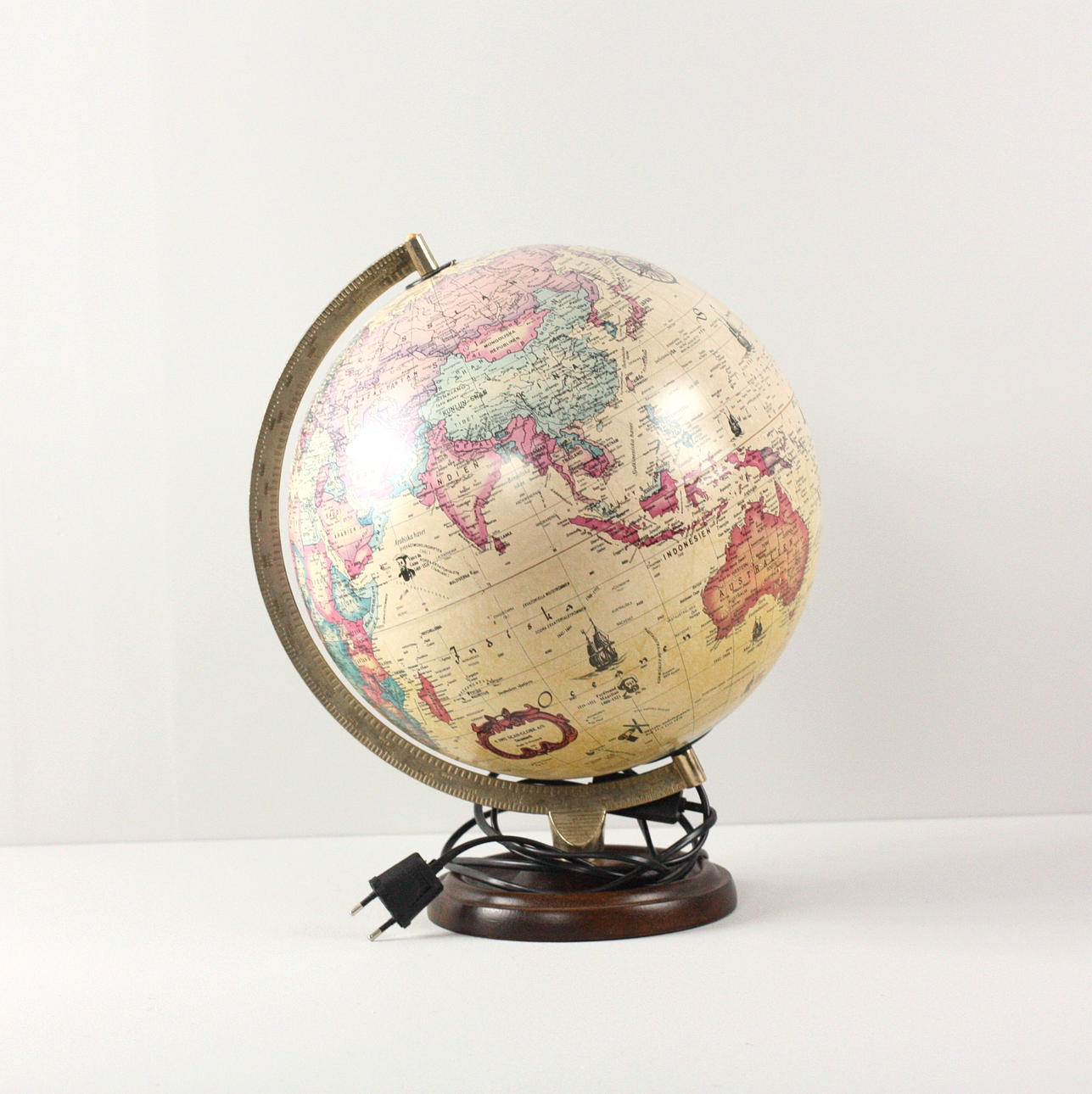 GLOBE, Scanglobe, nykyaikainen.