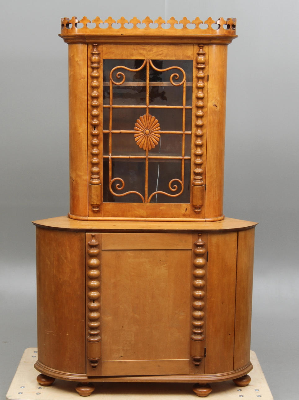 SKÅP, med vitrinöverdel, 18 & 1900-tal.