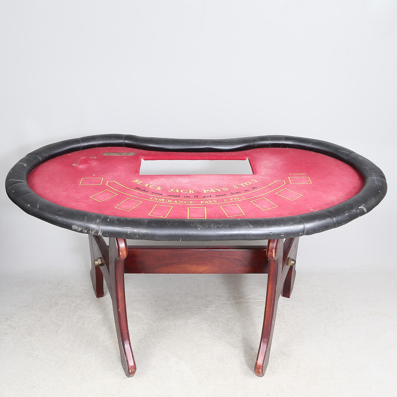 SCHWARZER JACK-TISCH.