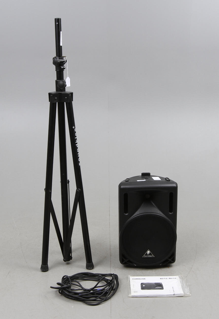 HÖGTALARE samt STATIV, Eurolive B212, Behringer.