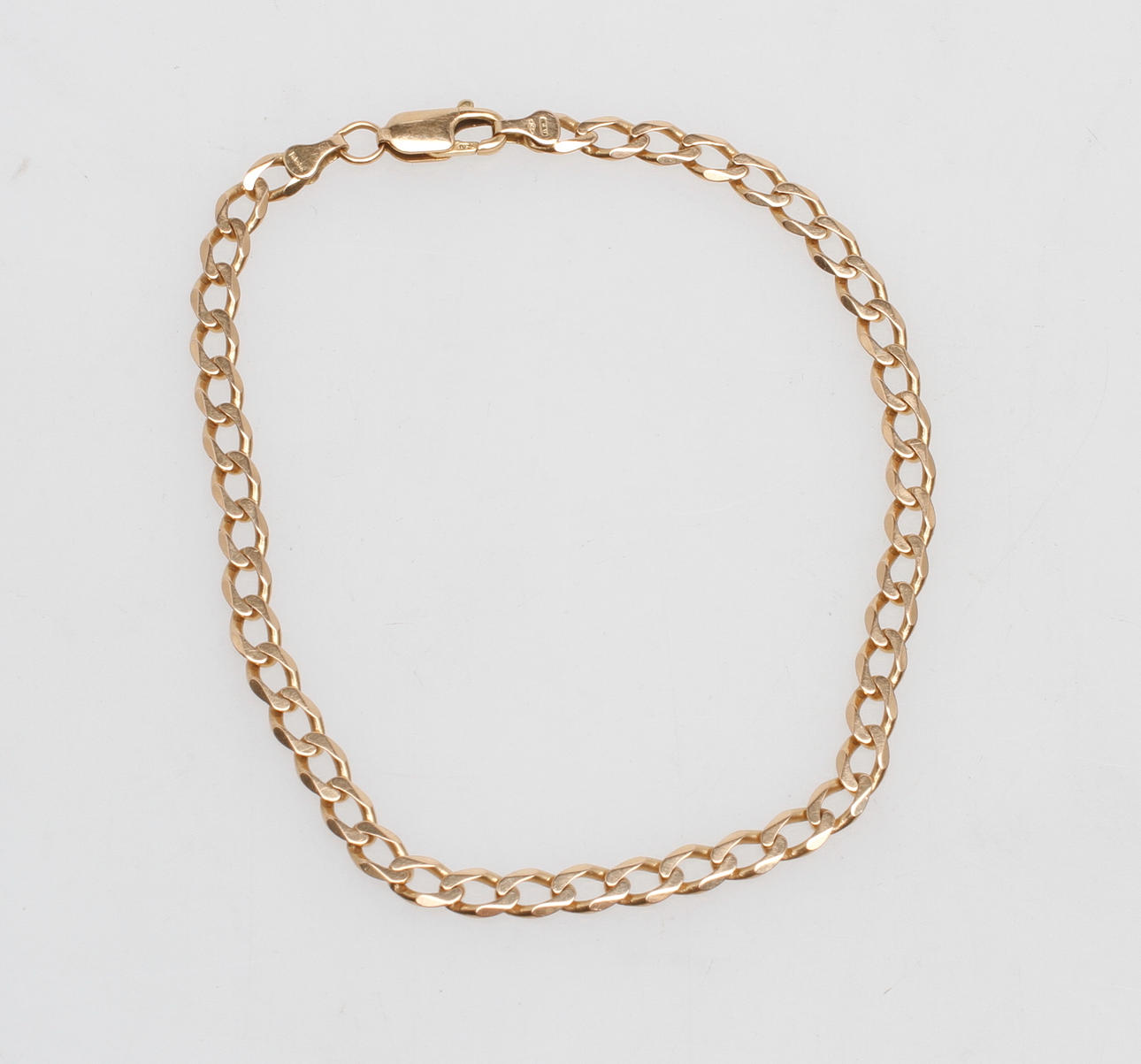 ARMBAND MANGLAD PANSAR, 18k guld, vikt ca 7,4 gr.