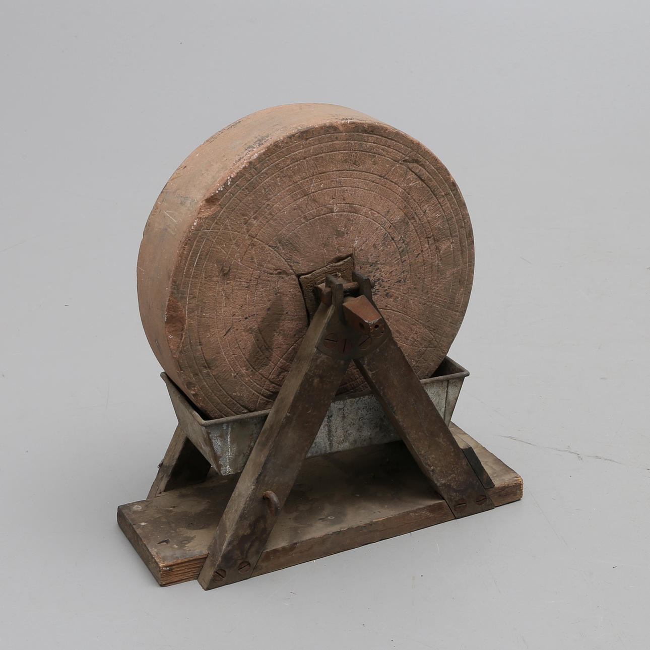 SLIPSTEN, 18/1900-tal. sandsten.