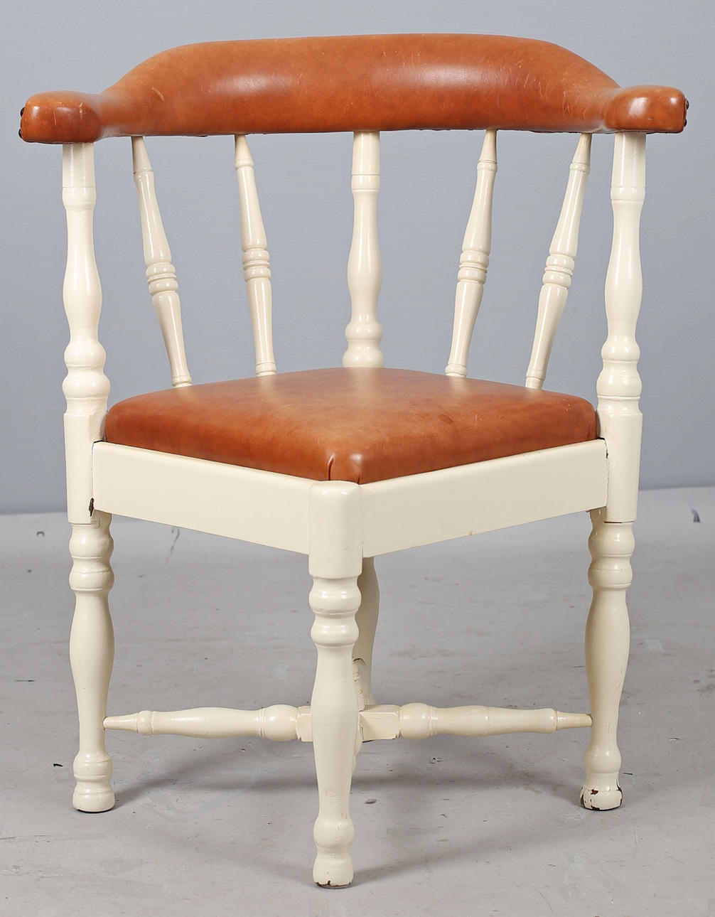 KARMSTOL, nyrenässans, troligen 1900-talets början.