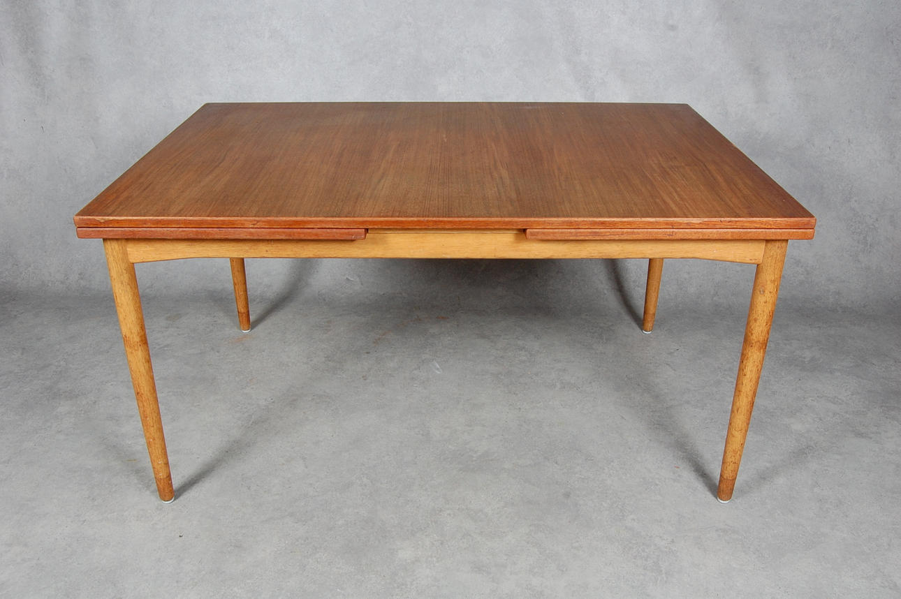 MATBORD, Bra bohag Troeds Bjärnum.