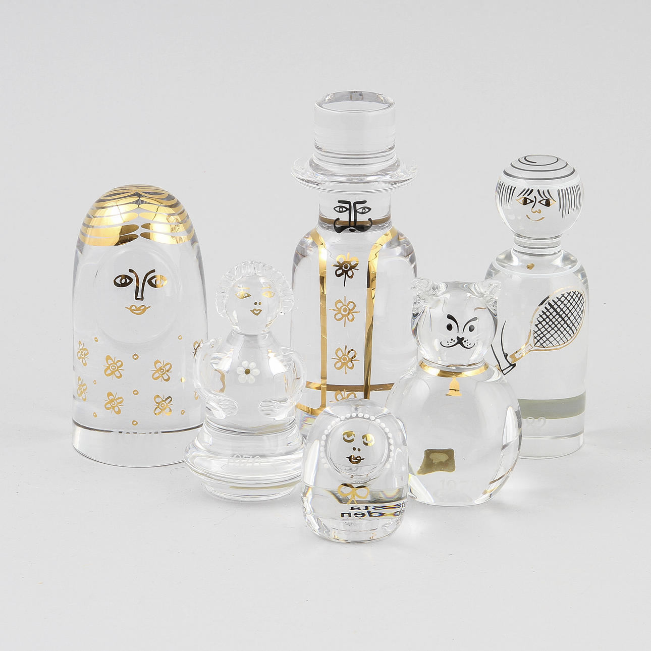 FIGURINER, 15 st, glas, "Familjen", Göran Wärft, Kosta.