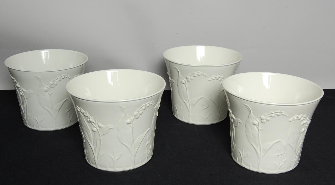 YTTERKRUKOR, 4 st " liljekonvalj " , Gustavsberg.