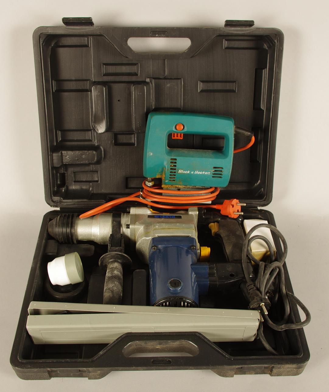 HAMMARBORRMASKIN SAMT STICKSÅG.