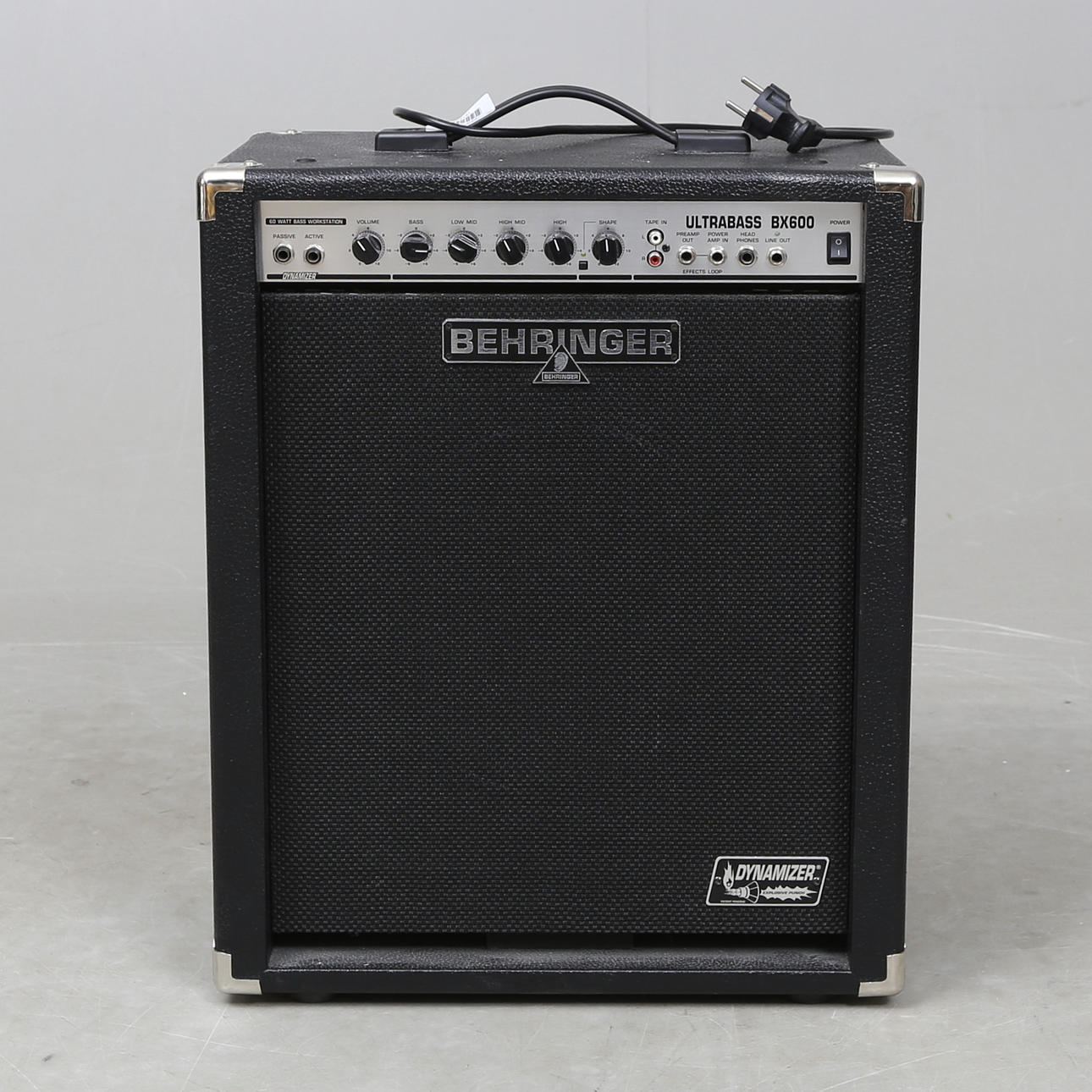 VERSTÄRKER, Ultrabass bx600, Behringer.