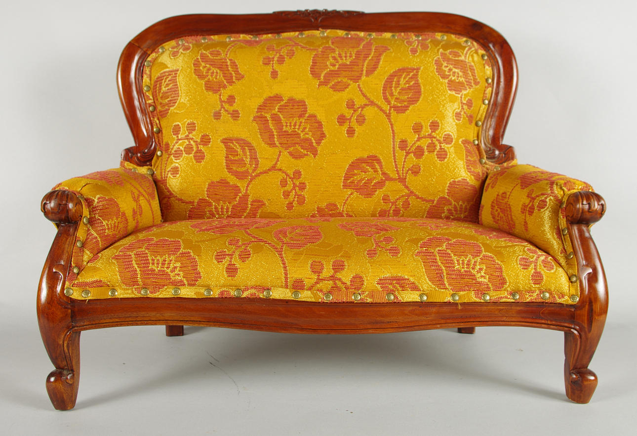 BARNSOFFA, rokokostil, 2000-tal.