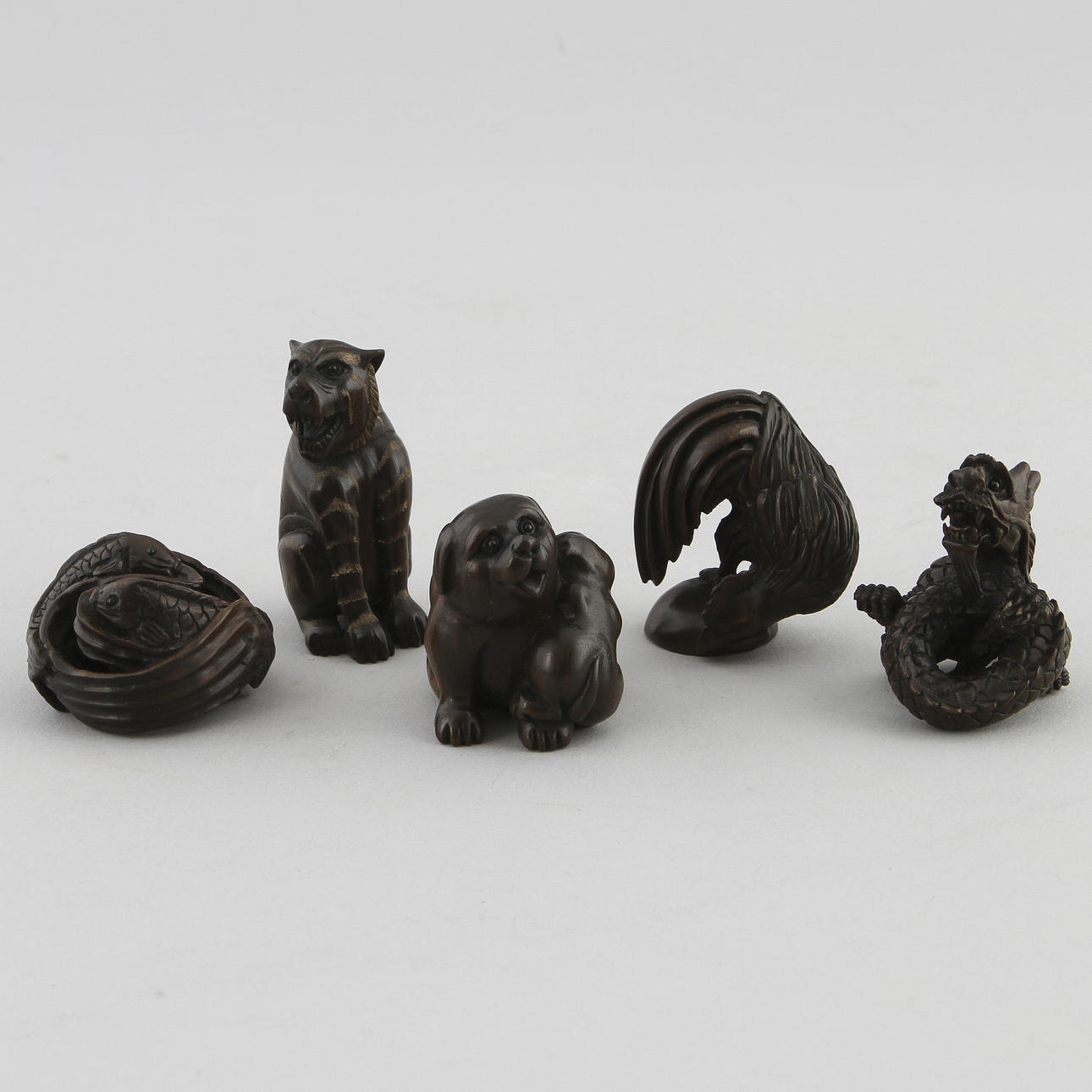 NETSUKE, 5 st, Japan, sign.