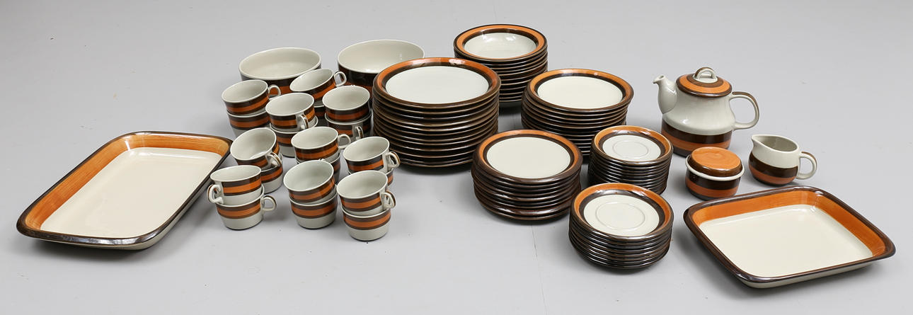 SERVIS, "Annika" Rörstrand, 90 delar.