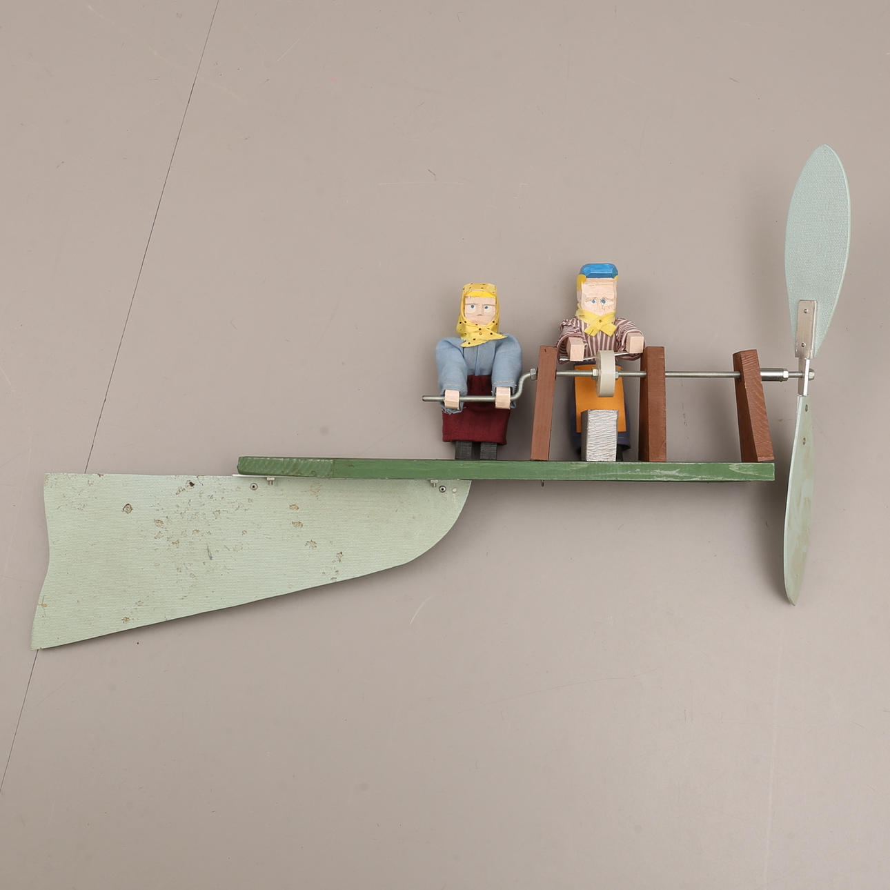 WINDSCREEN, wood, contemporary.