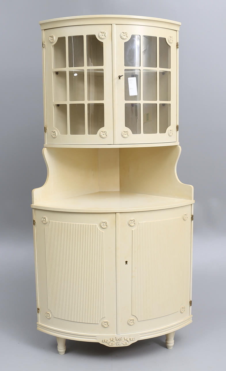 HÖRNSKÅP, gustaviansk stil, GR-Möbler Tibro, 1900-talets andra hälft.